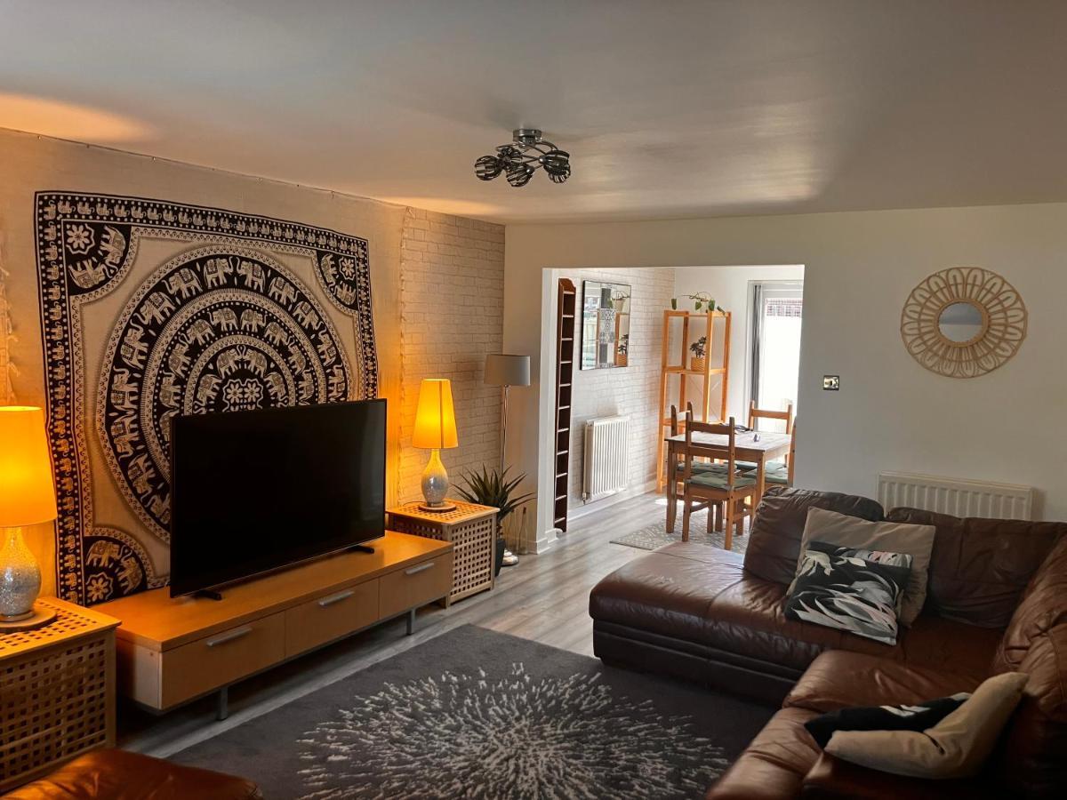 Urban Escape Glasgow Green Free Parking 20Min Walk To City Center 외부 사진